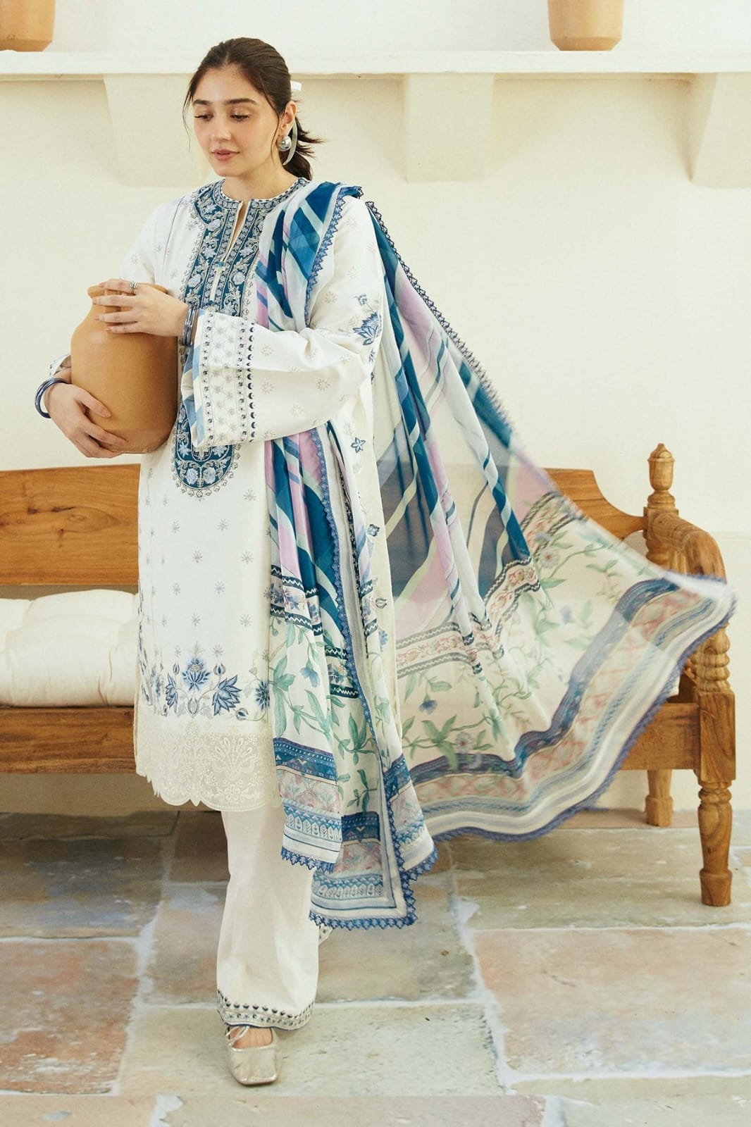 ZAHRA SHAHJAHAN- 3PC LAWN EMBROIDERED SHIRT WITH DIGITAL PRINTED DIAMOND DUPATTA -  MP019